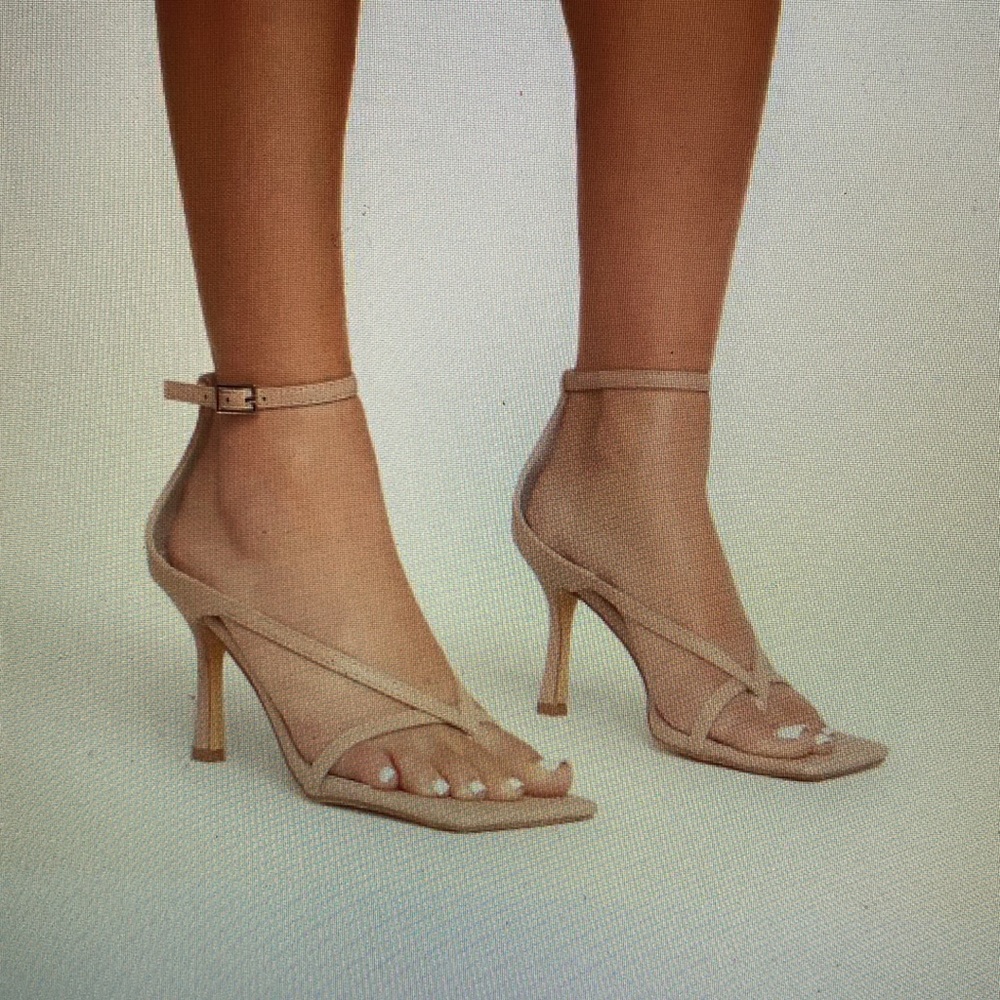 SQUARE TOE STRAPPY HEEL IN NUDE FAUX LEATHER